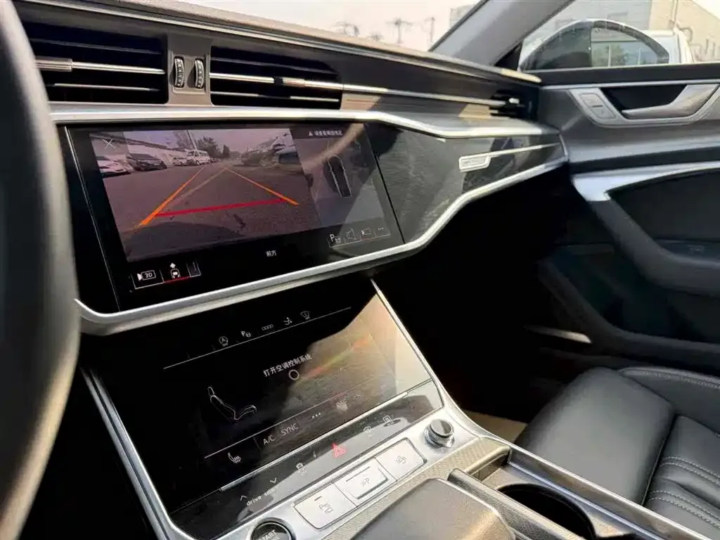 Audi A7 — фото 7