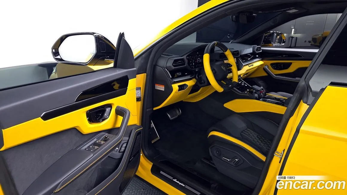 Lamborghini Urus — фото 10