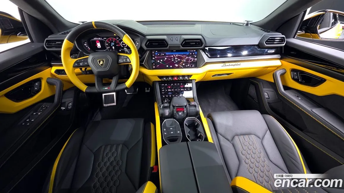 Lamborghini Urus — фото 7