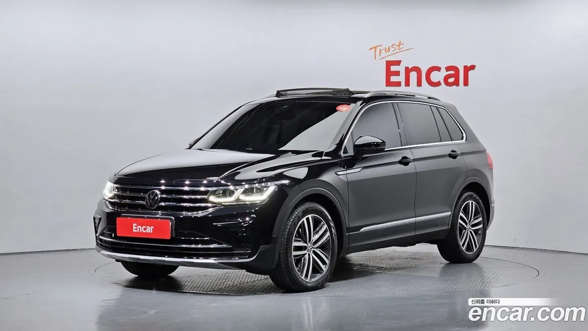 Volkswagen Tiguan — фото 1