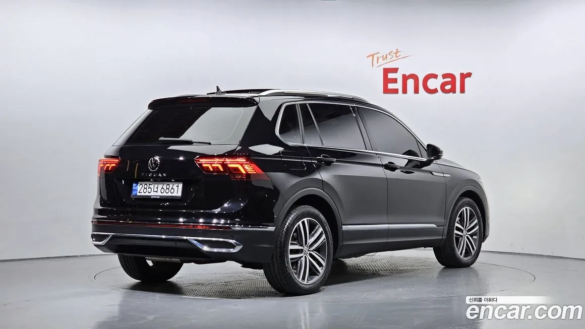 Volkswagen Tiguan — фото 2