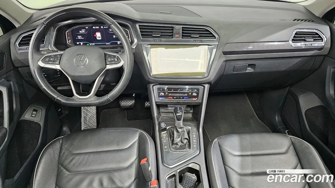 Volkswagen Tiguan — фото 7