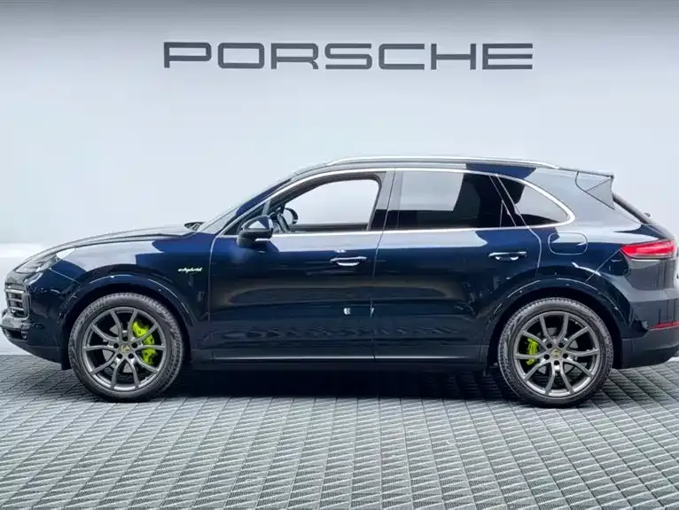 Porsche Cayenne Hybrid — фото 4