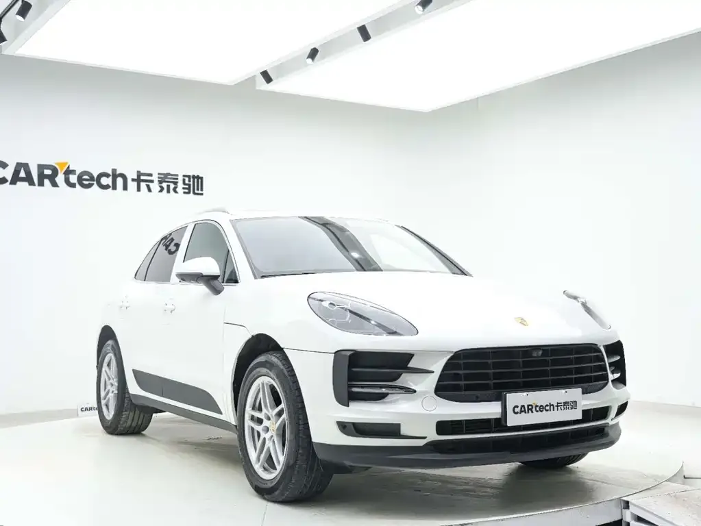 Porsche Macan — фото 9