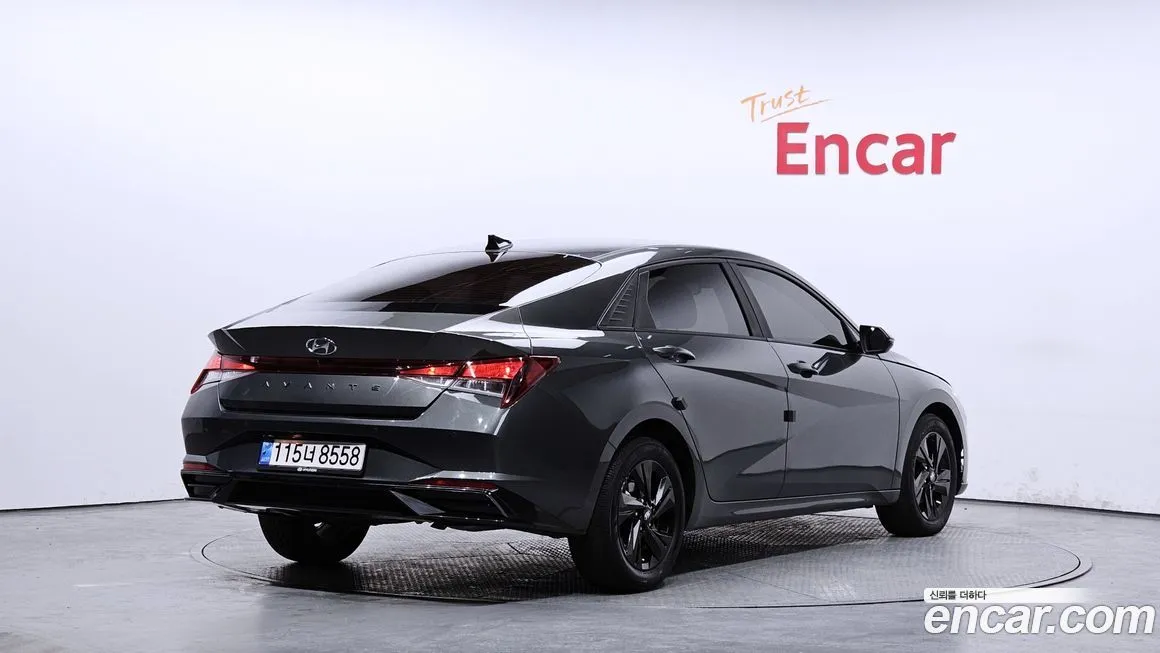 Hyundai AVANTE — фото 2