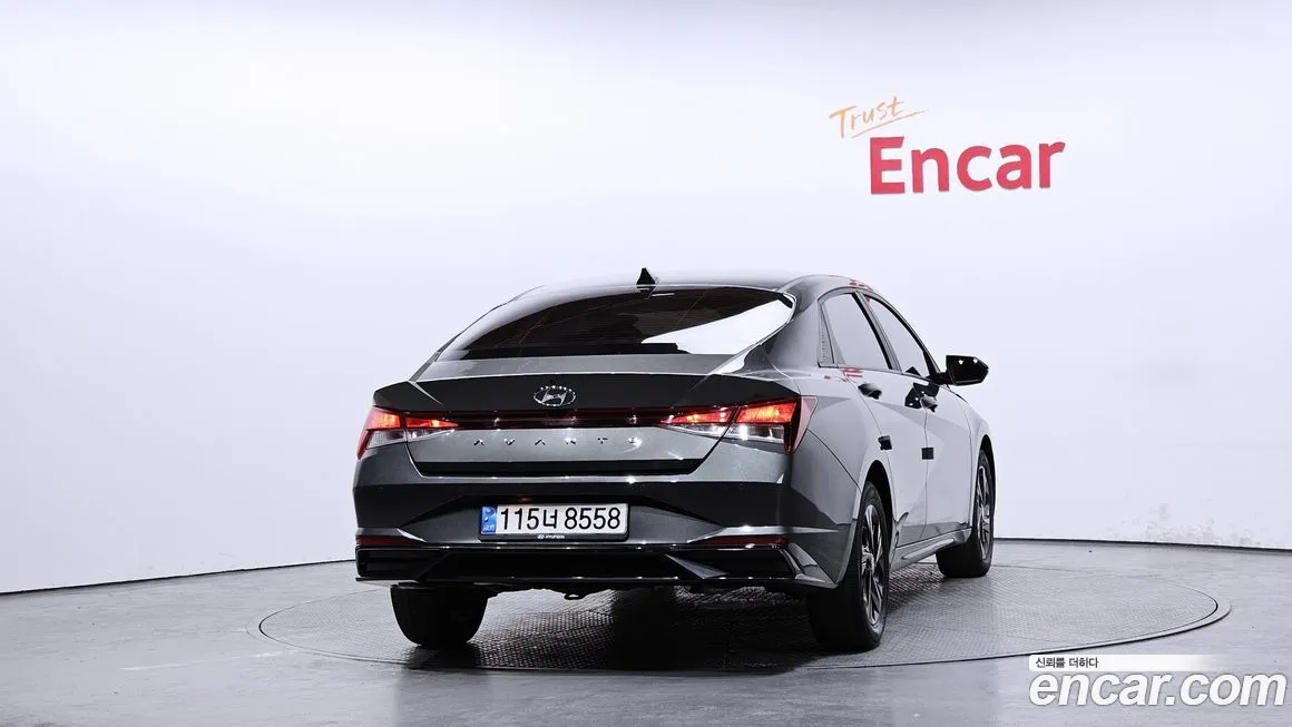 Hyundai AVANTE — фото 4