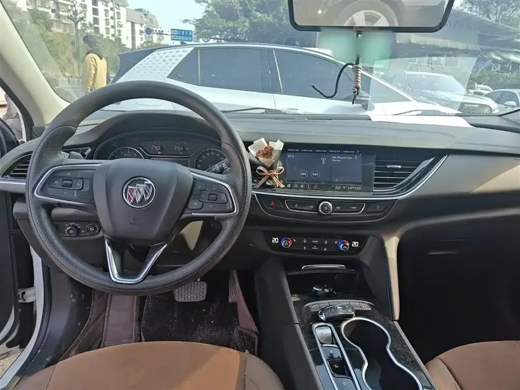 Buick Regal — фото 10