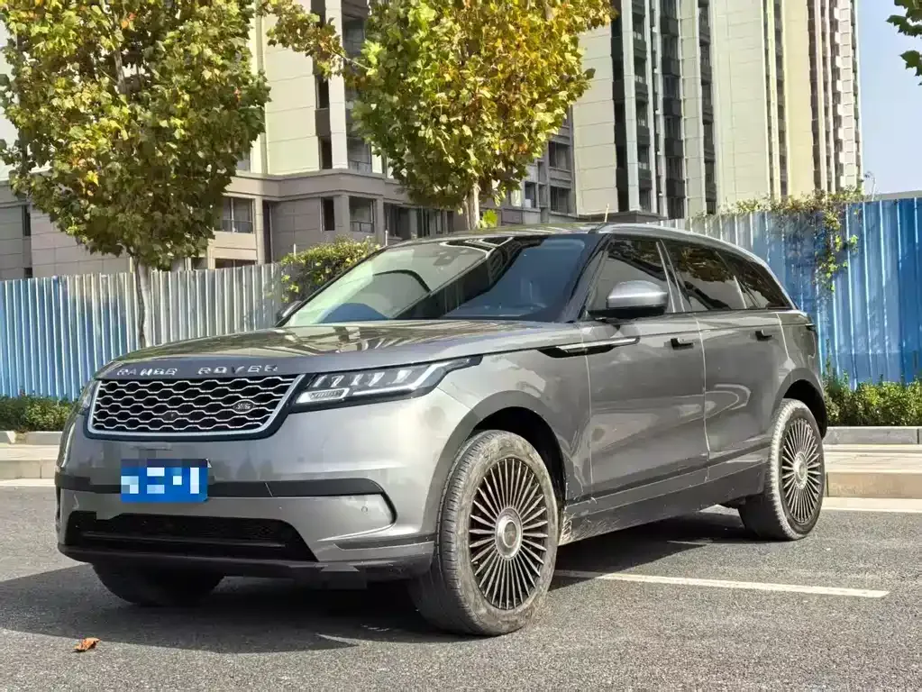 Land Rover Velar — фото 1