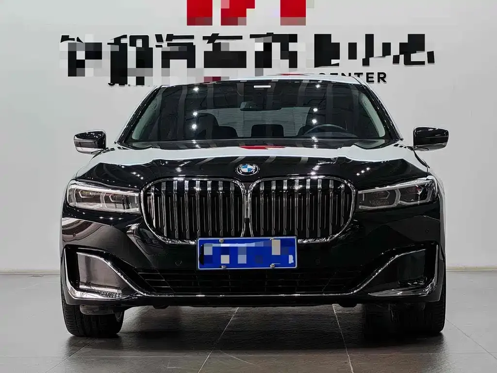 BMW 7 Series — фото 2