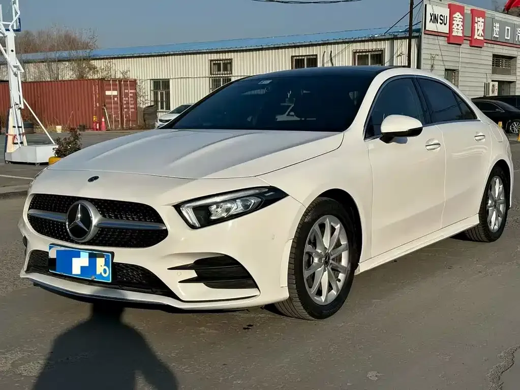 Mercedes-Benz A-Class — фото 1