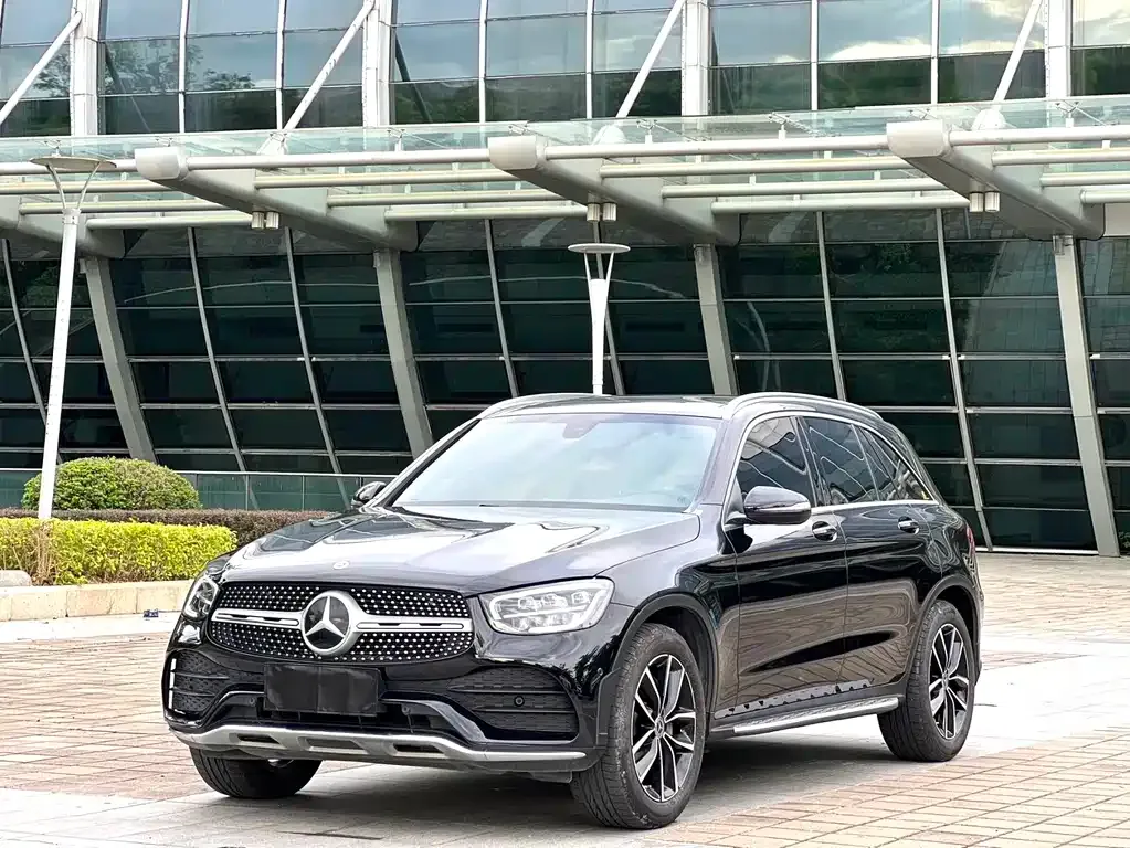 Mercedes-Benz GLC — фото 1