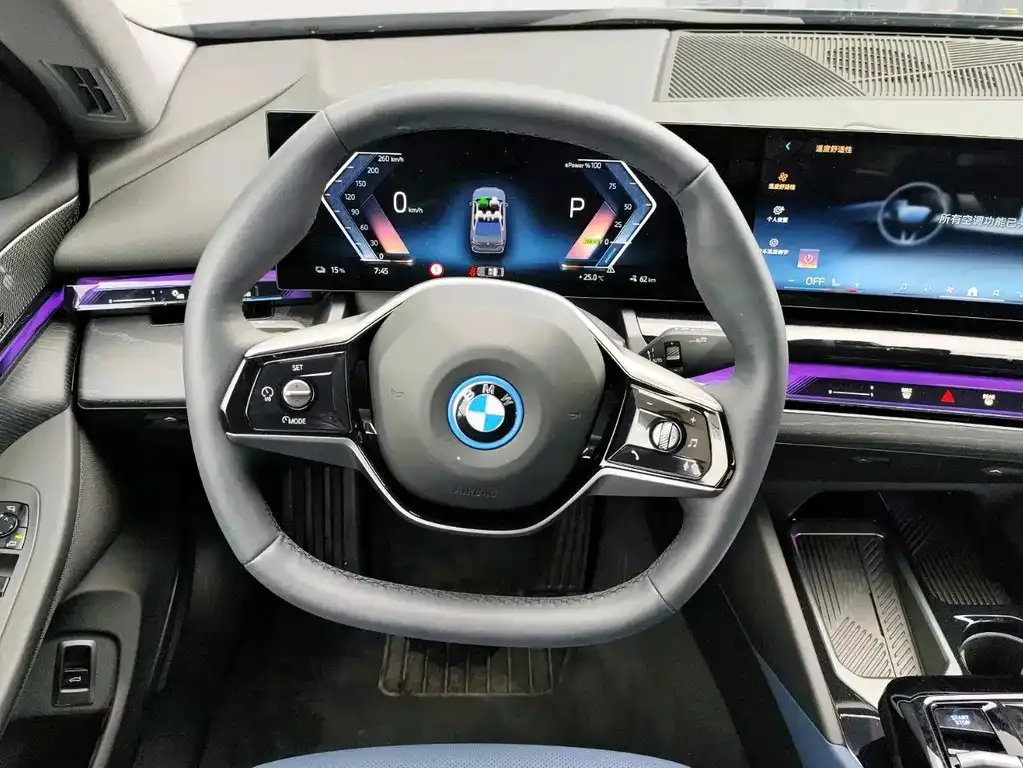 BMW i5 — фото 5