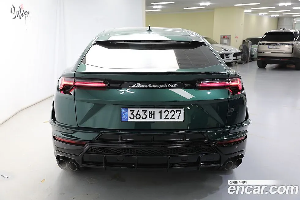 Lamborghini Urus — фото 8