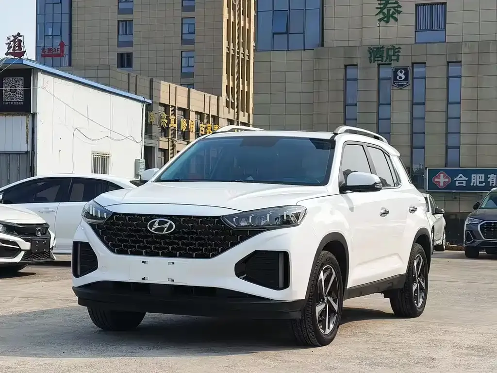 Hyundai ix35 — фото 1