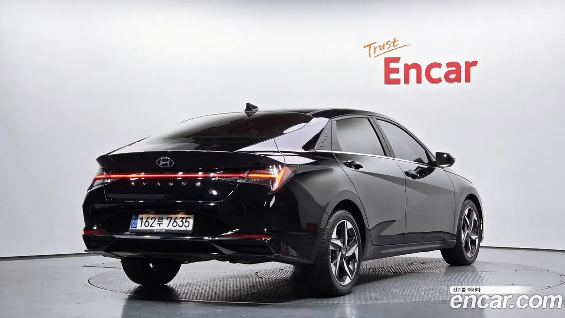Hyundai AVANTE — фото 2