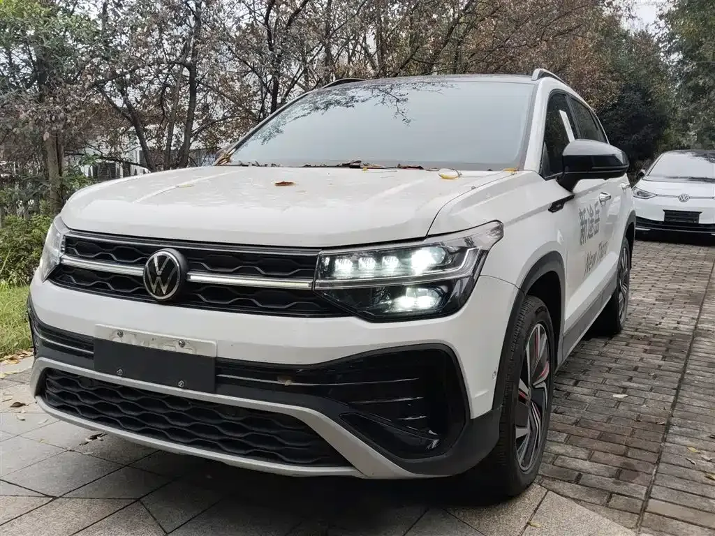 Volkswagen Tharu — фото 2