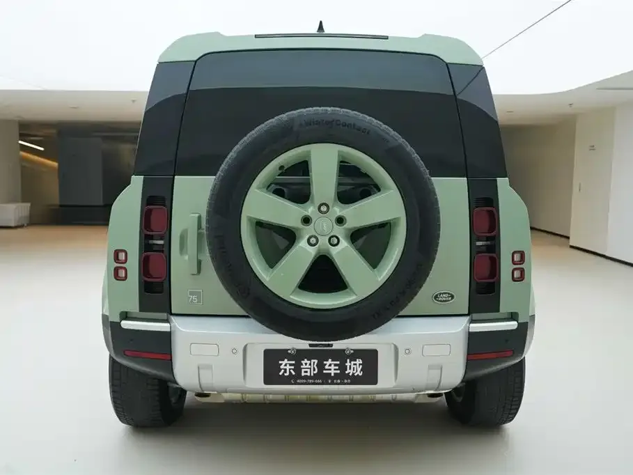 Land Rover Defender — фото 4