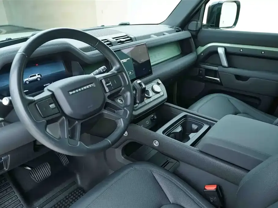 Land Rover Defender — фото 9