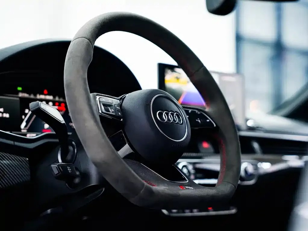 Audi RS 5 — фото 5