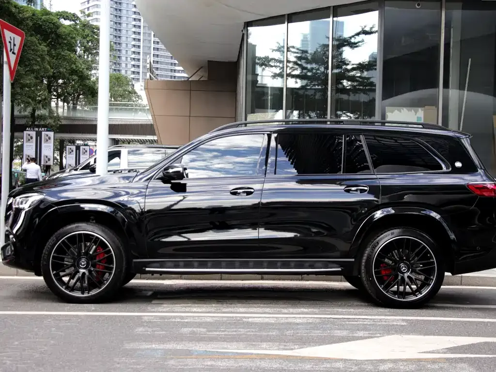 Mercedes-Benz GLS AMG — фото 3
