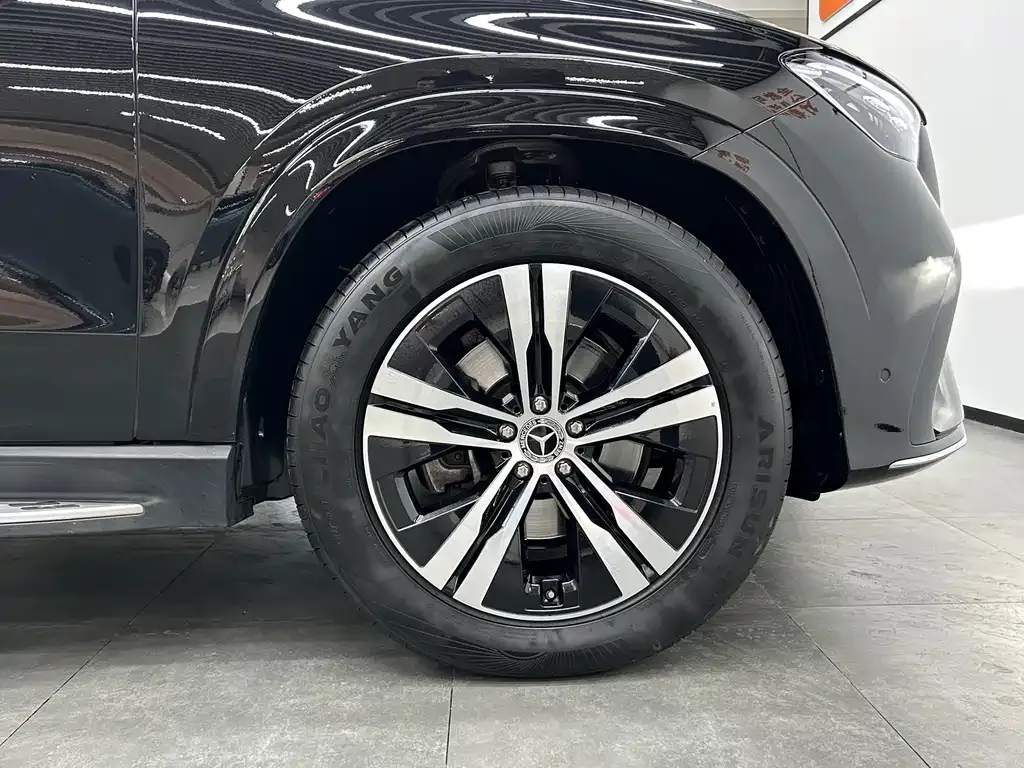 Mercedes-Benz GLE — фото 6