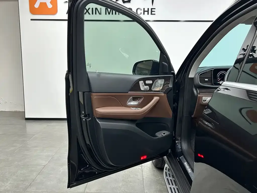 Mercedes-Benz GLE — фото 7