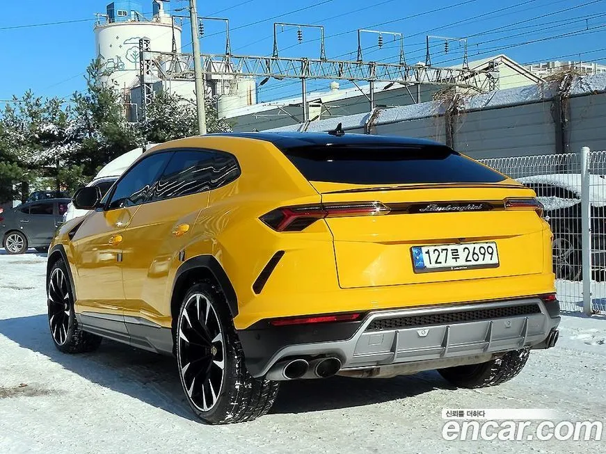 Lamborghini Urus — фото 3