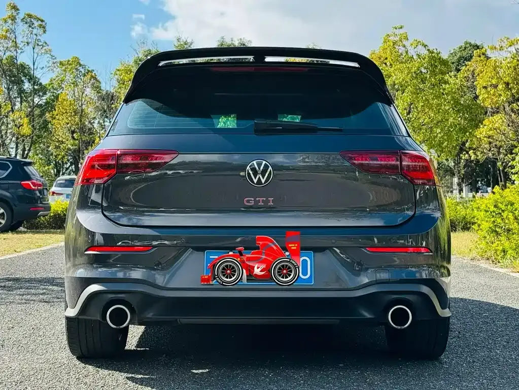 Volkswagen Golf GTI — фото 9