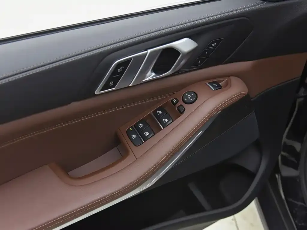 BMW X5 (Import) — фото 9