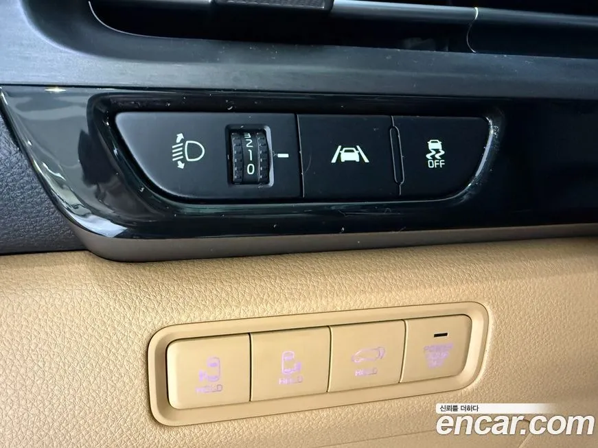 Kia Carnival — фото 9