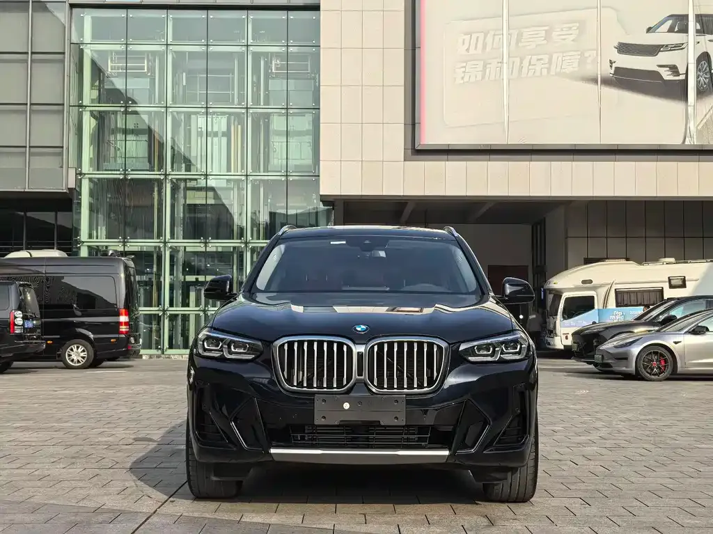 BMW X3 — фото 2