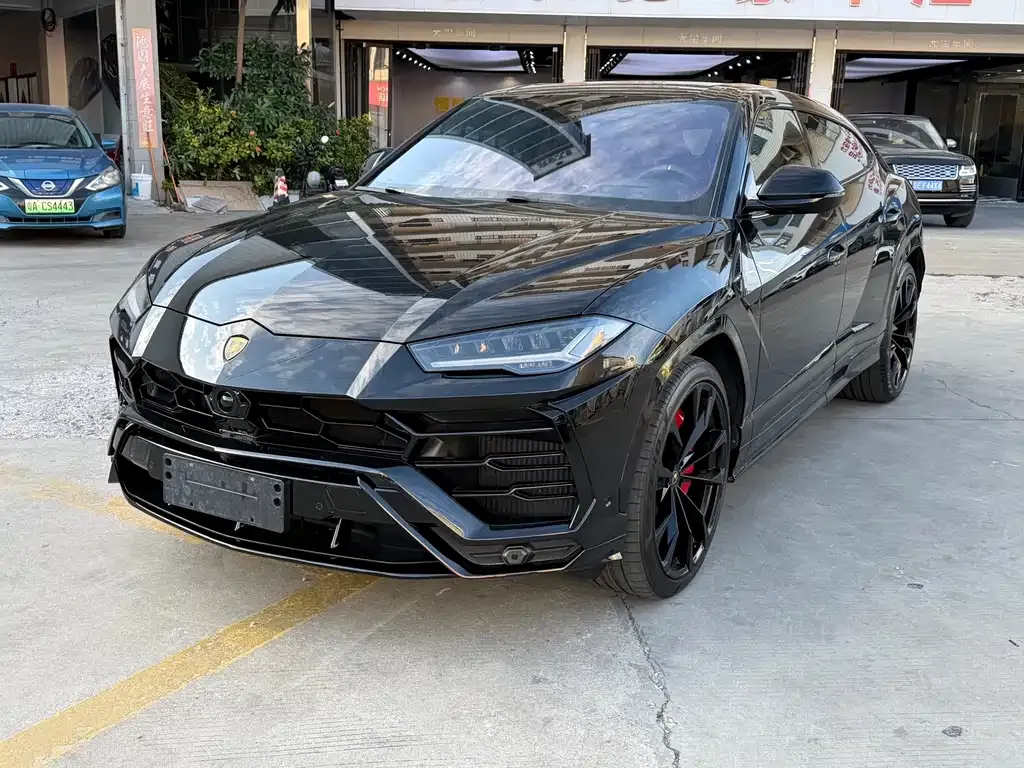 Lamborghini Urus — фото 3