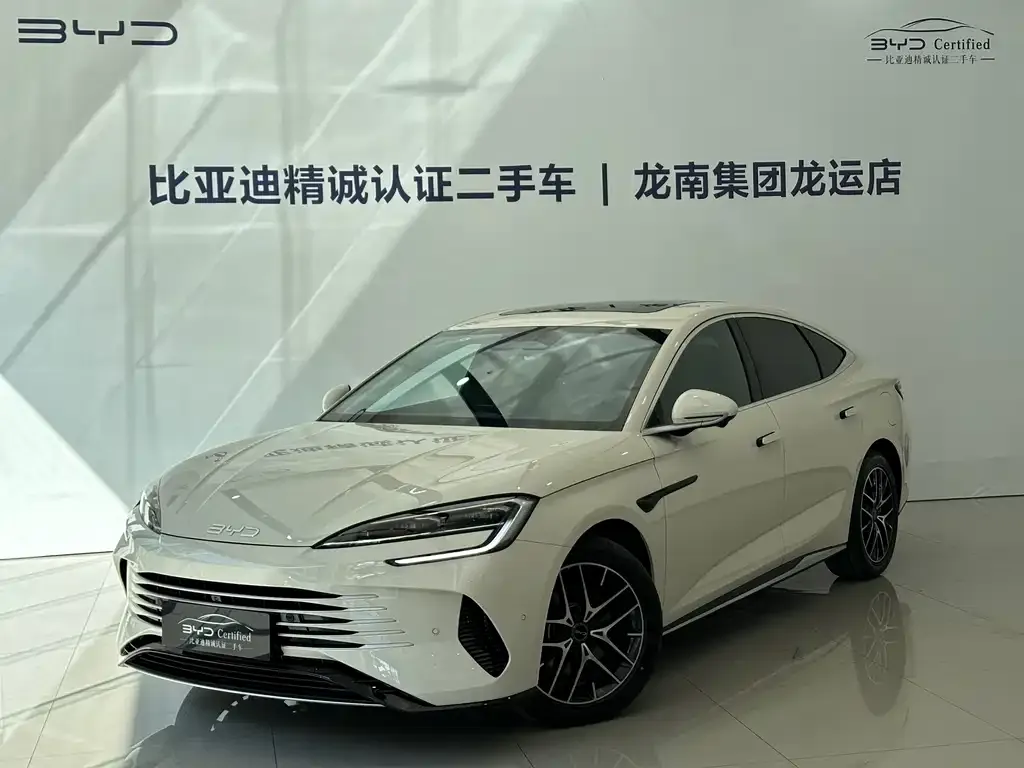 BYD Seal 07 DM-i — фото 1