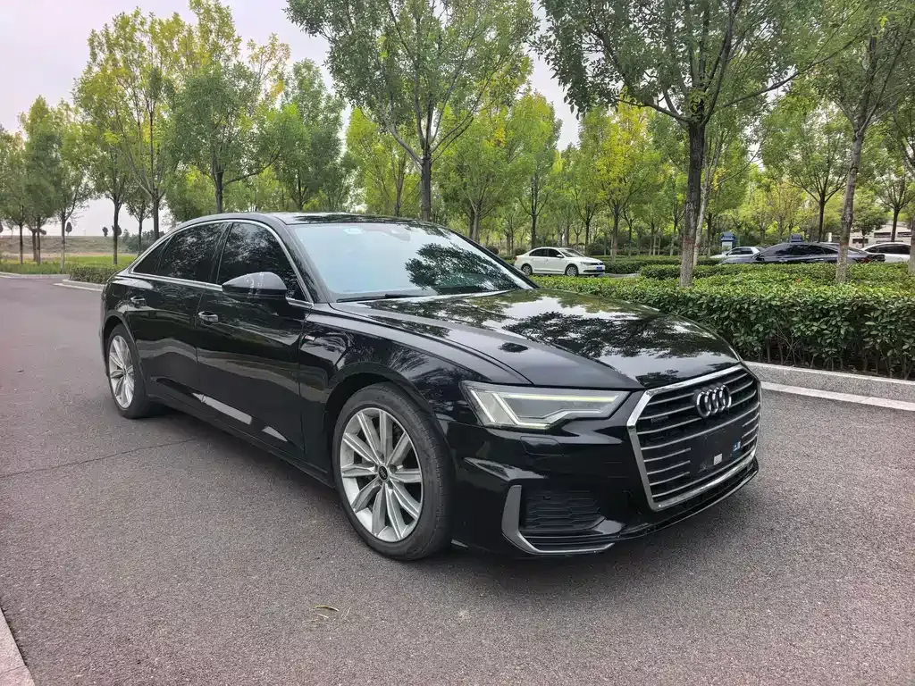 Audi A6L — фото 2