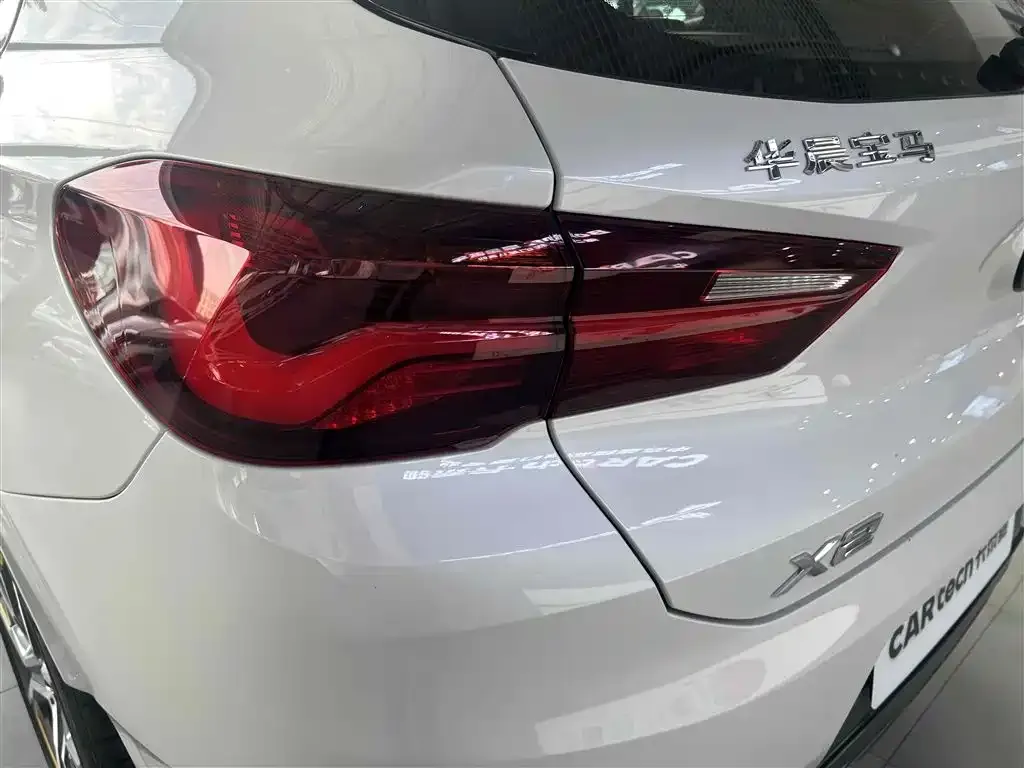 BMW X2 — фото 10