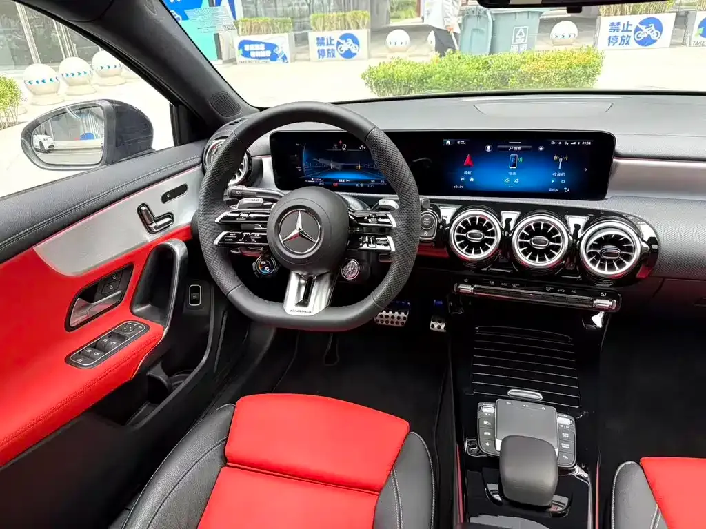 Mercedes-Benz A-Class AMG — фото 7
