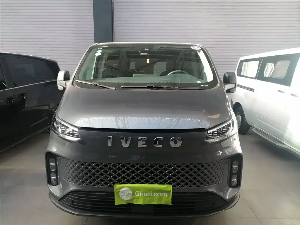 IVECO Juxing — фото 3