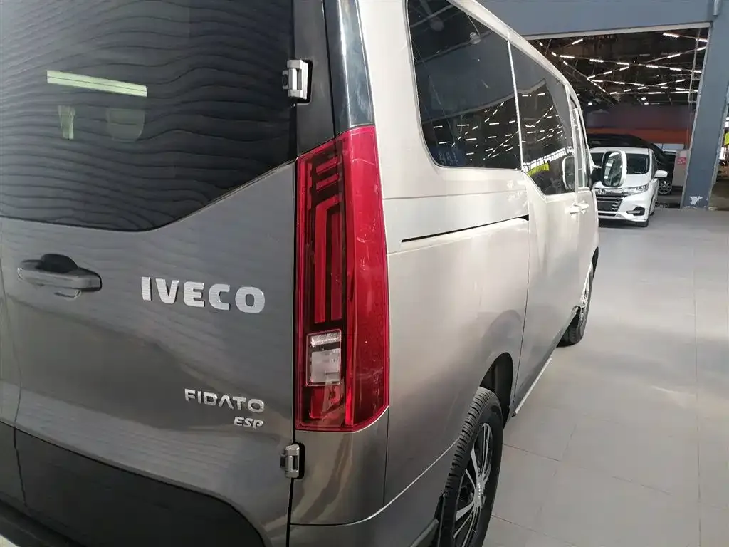 IVECO Juxing — фото 8