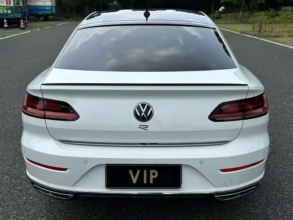 Volkswagen CC — фото 8