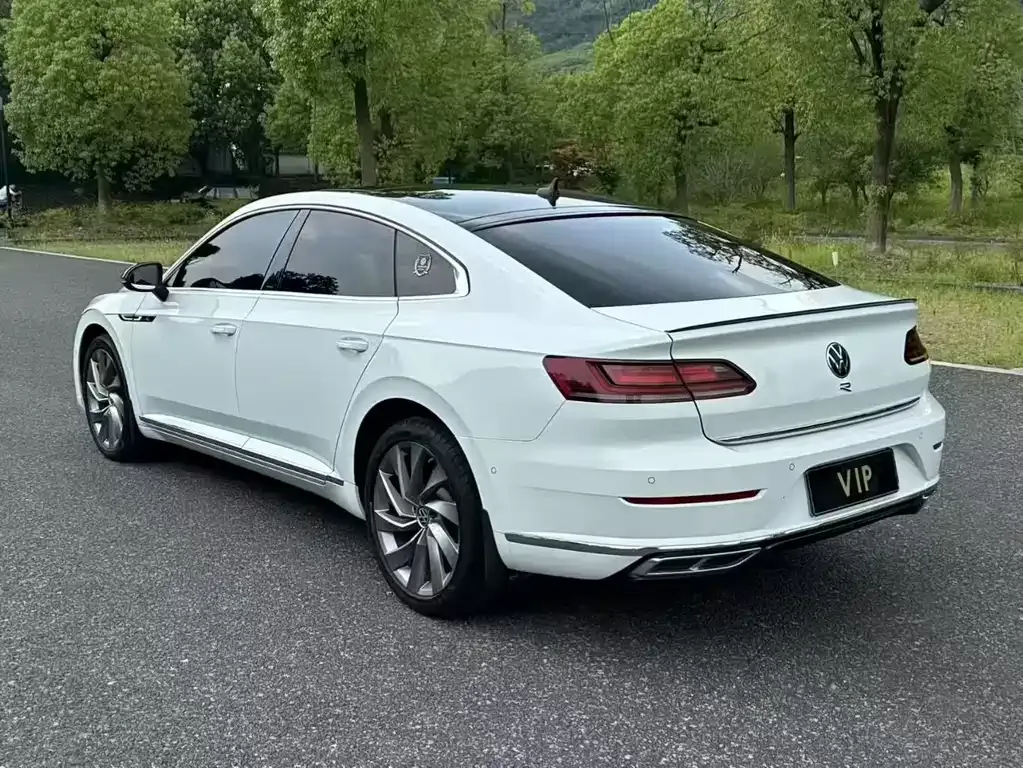 Volkswagen CC — фото 9