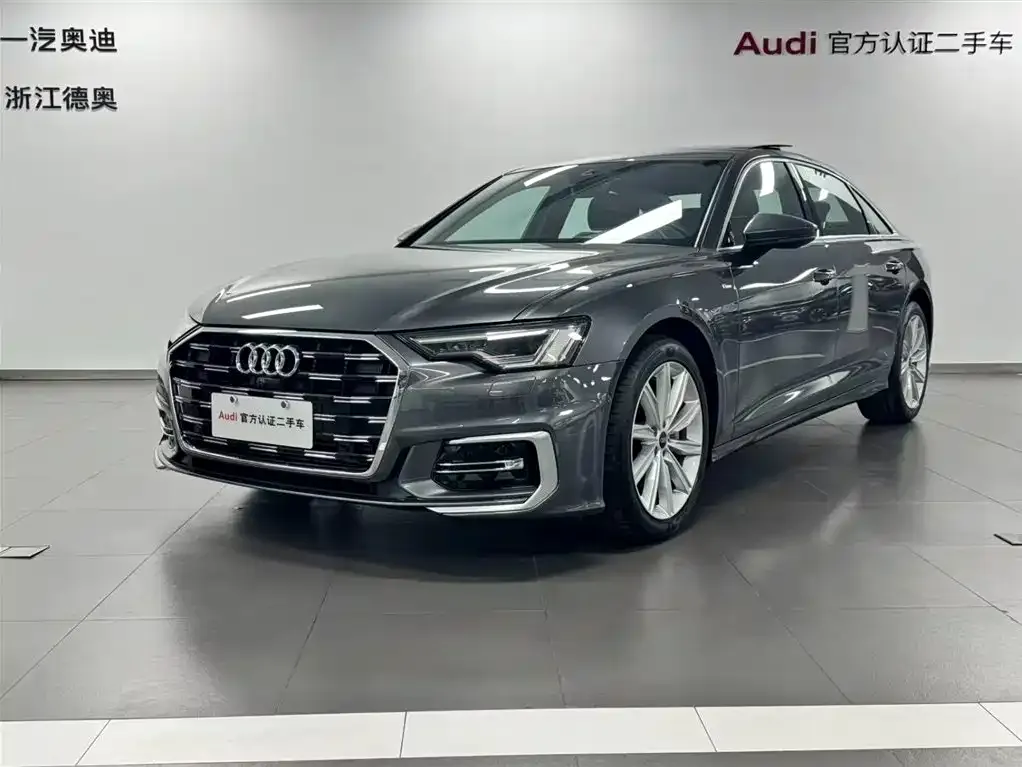Audi A6L — фото 1