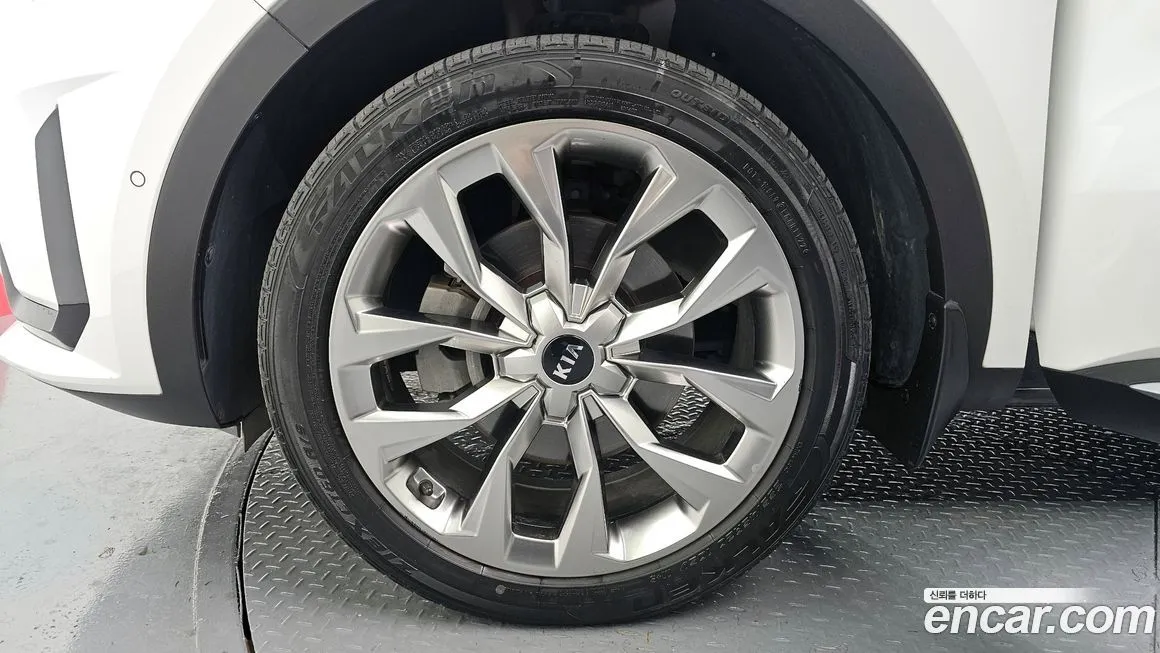 Kia Sorento — фото 5