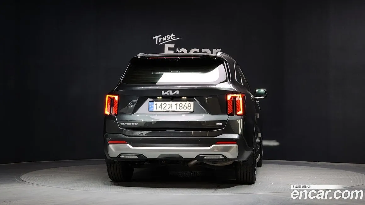 Kia Sorento — фото 4