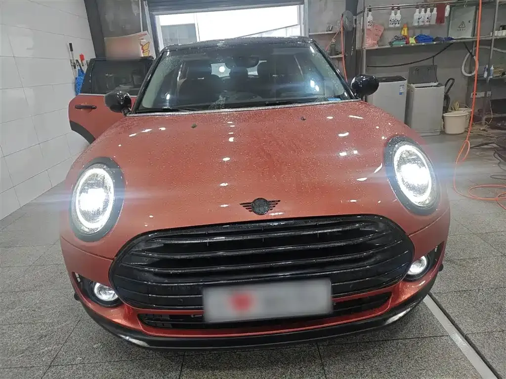 MINI Clubman — фото 3