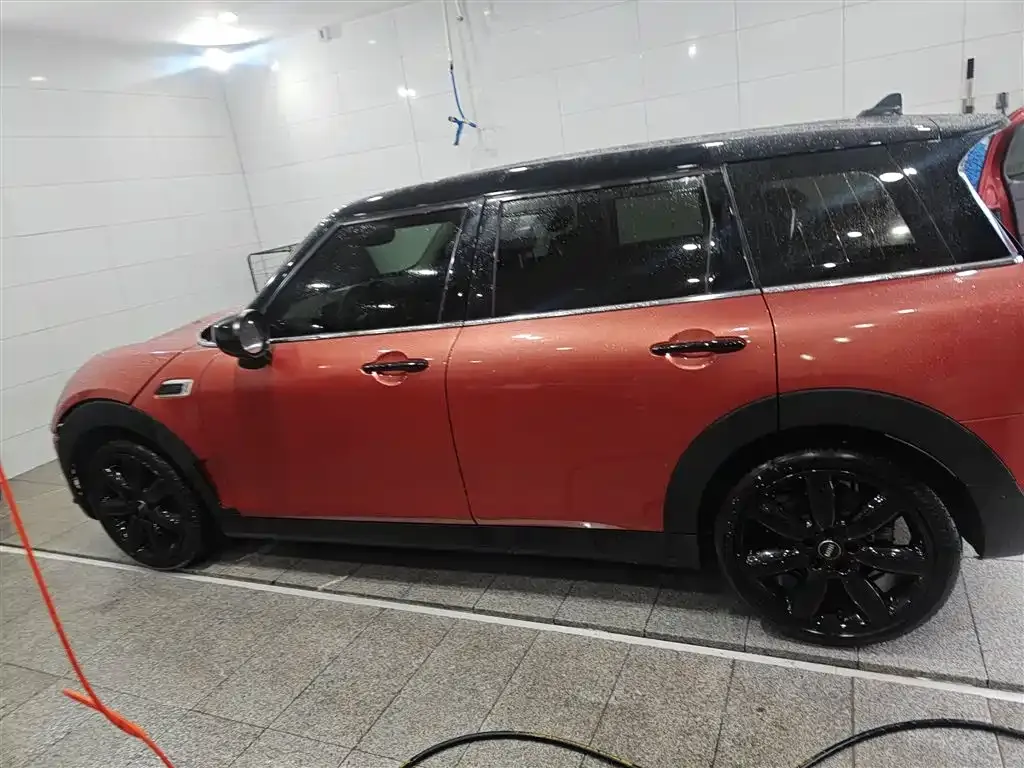MINI Clubman — фото 5