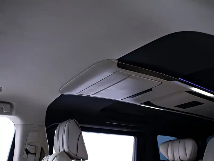 Toyota Alphard — фото 9