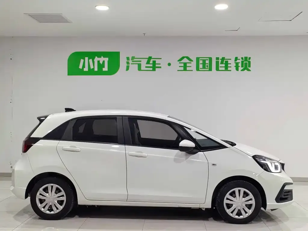 Honda Fit — фото 4