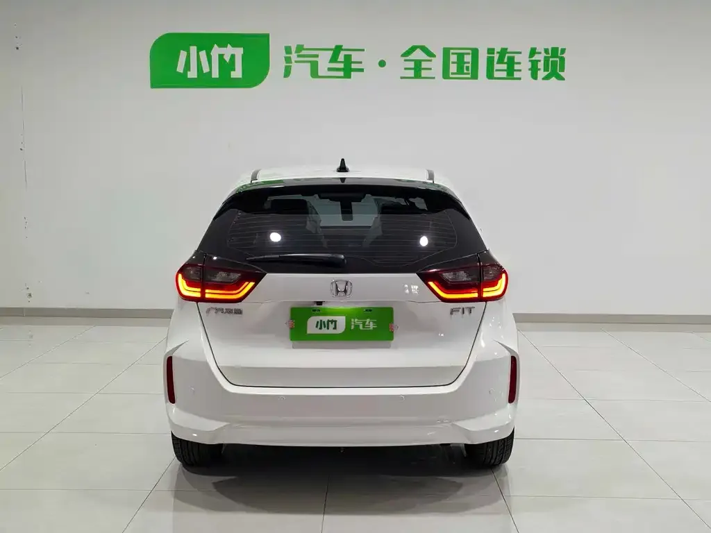 Honda Fit — фото 5