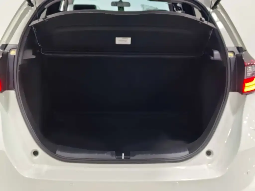 Honda Fit — фото 8