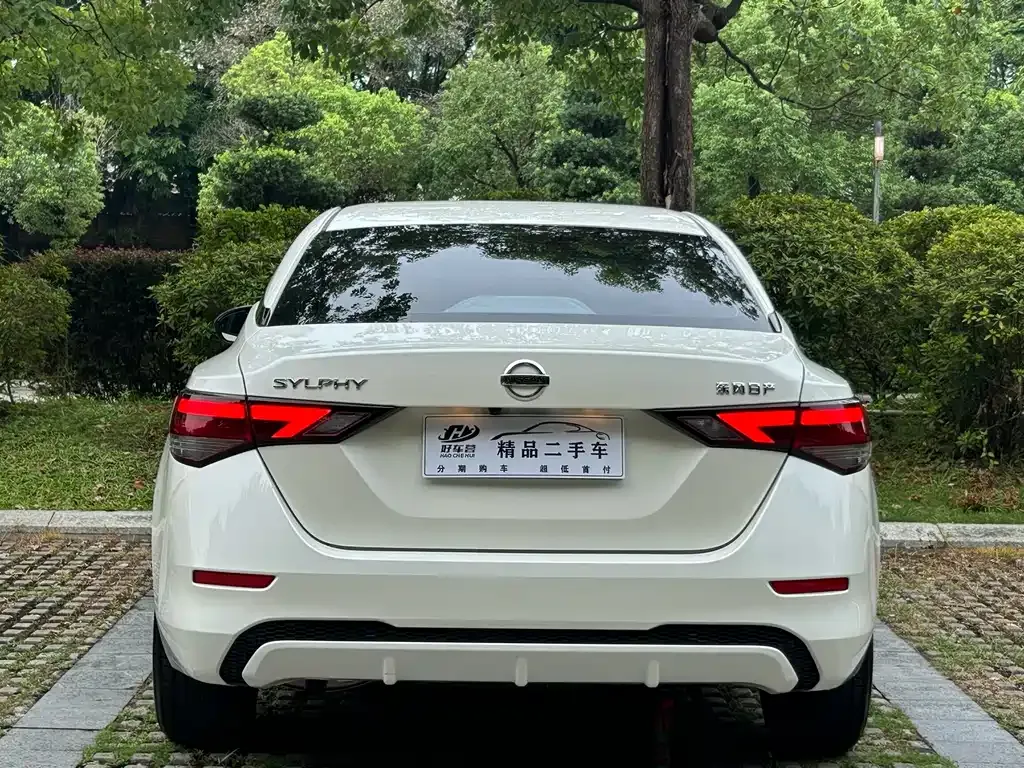 Nissan Sylphy — фото 8